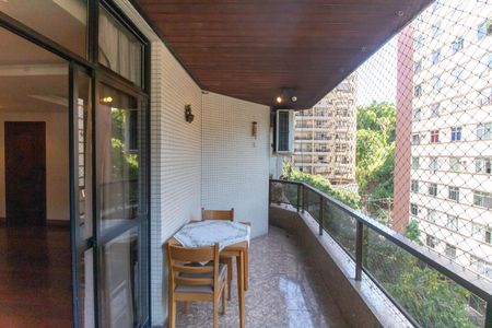 Apartamento à venda com 250m², 3 quartos e 2 vagasVaranda da Sala