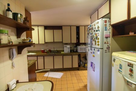 Apartamento à venda com 250m², 3 quartos e 2 vagasCozinha