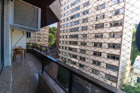 Apartamento à venda com 250m², 3 quartos e 2 vagasVista da Suíte 