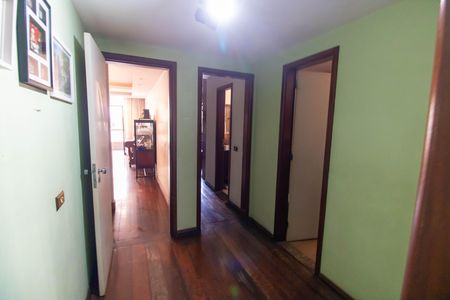 Apartamento à venda com 250m², 3 quartos e 2 vagasHall