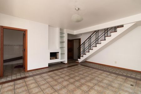 Casa para alugar com 400m², 3 quartos e 6 vagasSala
