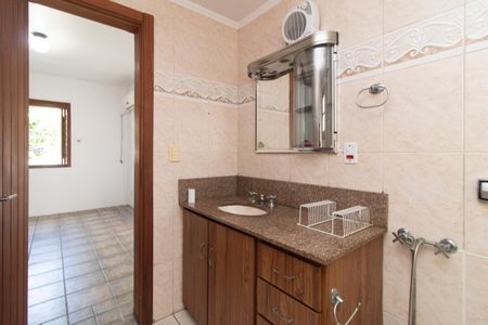 Casa para alugar com 400m², 3 quartos e 6 vagasBanheiro