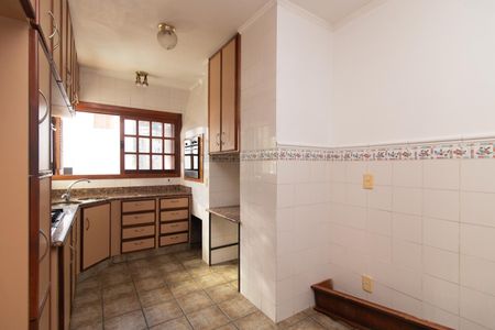 Casa para alugar com 400m², 3 quartos e 6 vagasCozinha e Área de Serviço