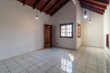 Casa para alugar com 400m², 3 quartos e 6 vagasSala 2