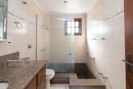 Casa para alugar com 400m², 3 quartos e 6 vagasBanheiro