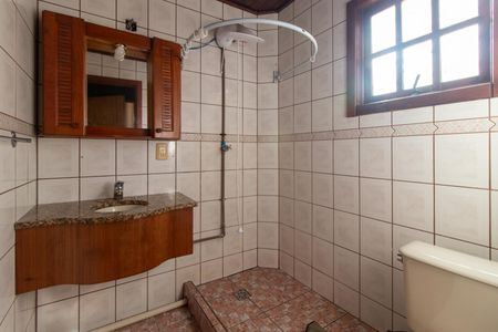 Casa para alugar com 400m², 3 quartos e 6 vagasBanheiro