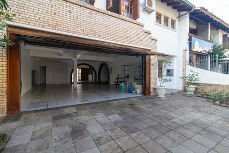 Casa para alugar com 400m², 3 quartos e 6 vagasGaragem