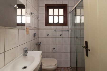 Casa para alugar com 400m², 3 quartos e 6 vagasBanheiro