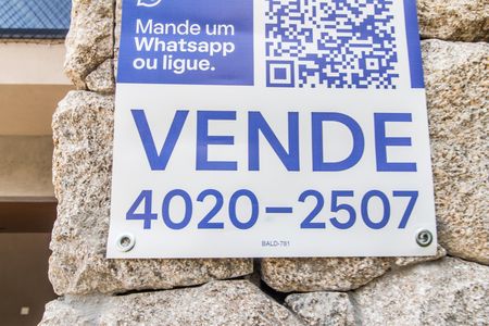 Apartamento à venda com 520m², 4 quartos e 3 vagas Apartamento à venda com 520m², 4 quartos e 3 vagasVista da Rua