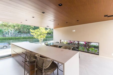 Apartamento à venda com 520m², 4 quartos e 3 vagas Apartamento à venda com 520m², 4 quartos e 3 vagasÁrea gourmet