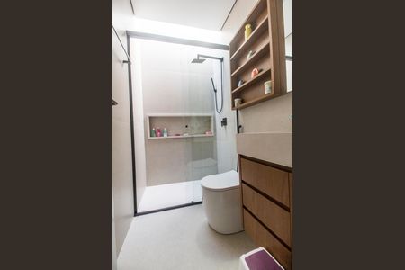 Apartamento à venda com 520m², 4 quartos e 3 vagas Apartamento à venda com 520m², 4 quartos e 3 vagasBanheiro da Suíte