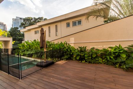 Apartamento à venda com 520m², 4 quartos e 3 vagas Apartamento à venda com 520m², 4 quartos e 3 vagasVista da Sala