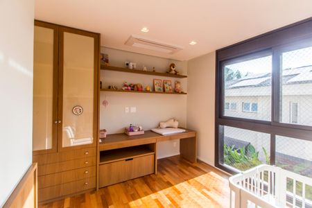 Apartamento à venda com 520m², 4 quartos e 3 vagas Apartamento à venda com 520m², 4 quartos e 3 vagasSuíte 4