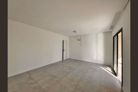 Apartamento à venda com 255m², 3 quartos e 2 vagasSuíte 1