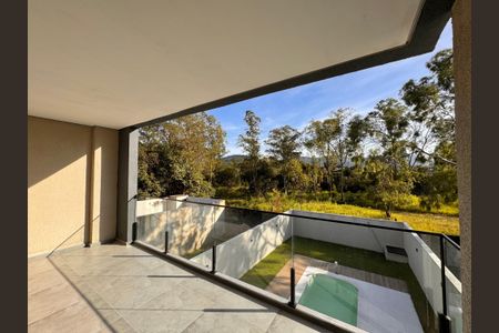 Apartamento à venda com 255m², 3 quartos e 2 vagasSuíte 1 - Varanda