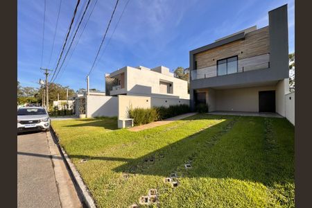 Apartamento à venda com 255m², 3 quartos e 2 vagasFachada