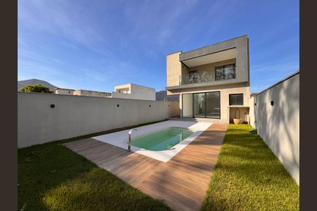 Apartamento à venda com 255m², 3 quartos e 2 vagasÁrea externa