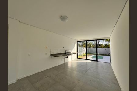 Apartamento à venda com 255m², 3 quartos e 2 vagasCozinha
