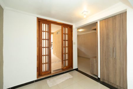 HALL DE ENTRADA de casa para alugar com 2 quartos, 75m² em Vila Iapi, Campinas