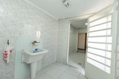 Casa à venda com 75m², 2 quartos e 1 vaga Casa à venda com 75m², 2 quartos e 1 vagaÁREA DE SERVIÇO