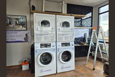 Apartamento à venda com 40m², 2 quartos e sem vaga Apartamento à venda com 40m², 2 quartos e sem vagaLavanderia