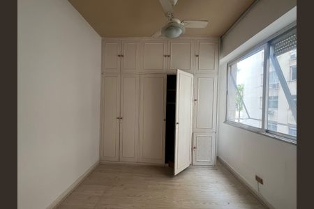 Apartamento à venda com 178m², 4 quartos e 1 vagaQuarto 2