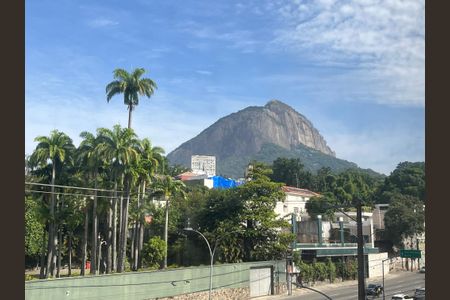 Apartamento à venda com 178m², 4 quartos e 1 vagaVista 