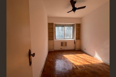 Apartamento à venda com 178m², 4 quartos e 1 vagaQuarto 4