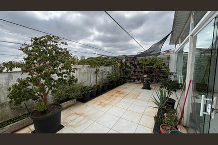 Apartamento à venda com 220m², 3 quartos e 2 vagasCobertura