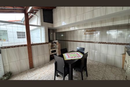 Apartamento à venda com 220m², 3 quartos e 2 vagasCobertura