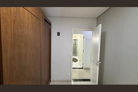 Apartamento à venda com 220m², 3 quartos e 2 vagasQuarto 2