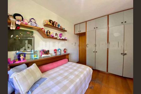 Casa à venda com 4 quartos, 392m² em Jardim Guanabara, Rio de Janeiro