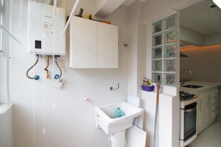 Apartamento para alugar com 69m², 2 quartos e 1 vagaÁrea de Serviço