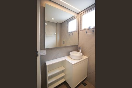 Apartamento para alugar com 69m², 2 quartos e 1 vagaBanheiro
