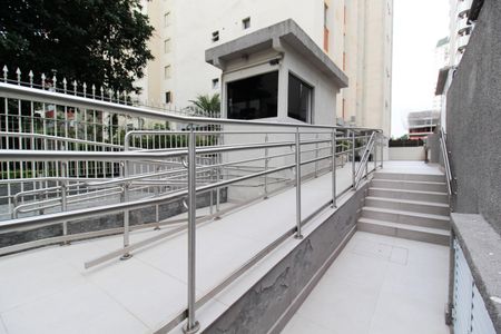 Apartamento para alugar com 69m², 2 quartos e 1 vagaEntrada