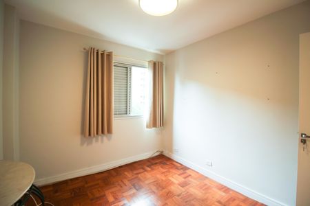 Apartamento para alugar com 69m², 2 quartos e 1 vagaQuarto 1