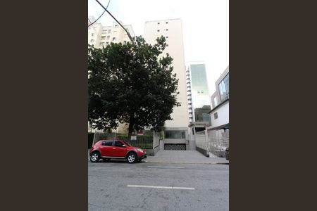Apartamento para alugar com 69m², 2 quartos e 1 vagaFachada