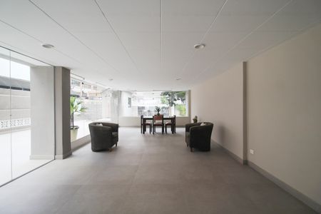 Apartamento para alugar com 69m², 2 quartos e 1 vagaÁrea comum - Salão de festas