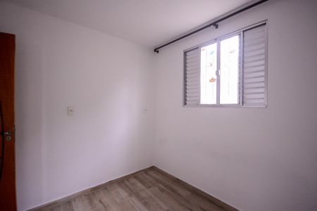 Quarto 1  de casa para alugar com 3 quartos, 80m² em Vila Brasilina, São Paulo