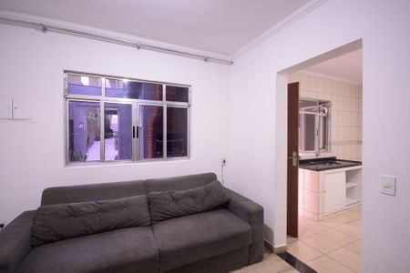 Sala  de casa para alugar com 3 quartos, 80m² em Vila Brasilina, São Paulo