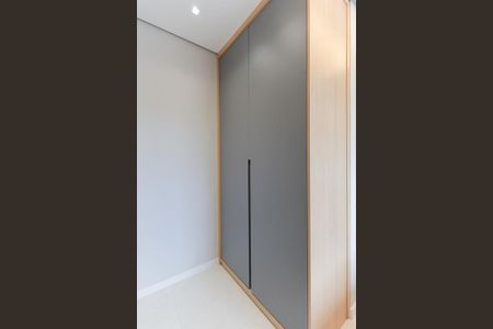 Apartamento à venda com 66m², 2 quartos e 2 vagas Apartamento à venda com 66m², 2 quartos e 2 vagasSuíte