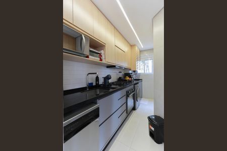 Apartamento à venda com 66m², 2 quartos e 2 vagas Apartamento à venda com 66m², 2 quartos e 2 vagasCozinha e área de serviço