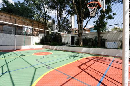Apartamento à venda com 66m², 2 quartos e 2 vagas Apartamento à venda com 66m², 2 quartos e 2 vagasÁrea comum - Quadra esportiva