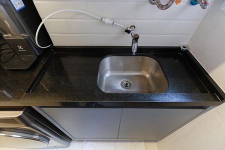 Apartamento à venda com 66m², 2 quartos e 2 vagas Apartamento à venda com 66m², 2 quartos e 2 vagasCozinha e área de serviço