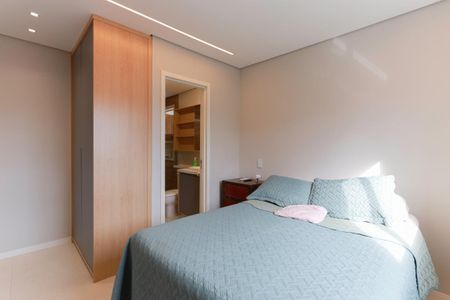 Apartamento à venda com 66m², 2 quartos e 2 vagas Apartamento à venda com 66m², 2 quartos e 2 vagasSuíte