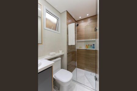 Apartamento à venda com 66m², 2 quartos e 2 vagas Apartamento à venda com 66m², 2 quartos e 2 vagasBanheiro social