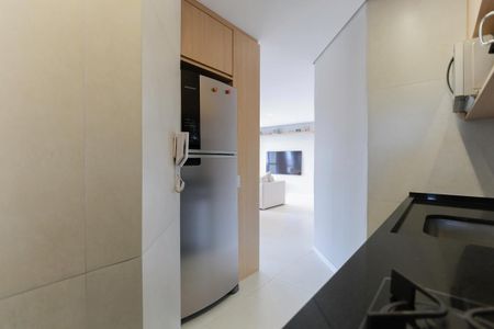 Apartamento à venda com 66m², 2 quartos e 2 vagas Apartamento à venda com 66m², 2 quartos e 2 vagasCozinha e área de serviço