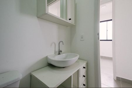 Apartamento para alugar com 38m², 2 quartos e sem vaga Apartamento para alugar com 38m², 2 quartos e sem vagaBanheiro