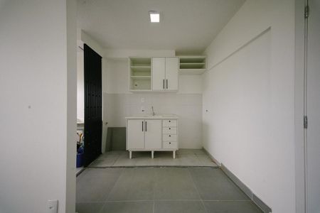 Apartamento para alugar com 38m², 2 quartos e sem vaga Apartamento para alugar com 38m², 2 quartos e sem vagaCozinha e Área de Serviço