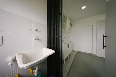 Apartamento para alugar com 38m², 2 quartos e sem vaga Apartamento para alugar com 38m², 2 quartos e sem vagaCozinha e Área de Serviço